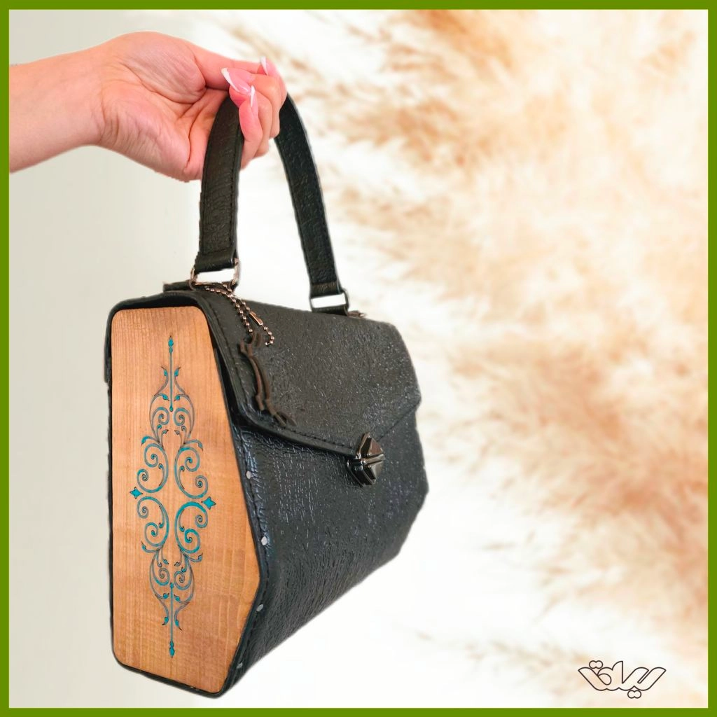 کیف زنانه چوب و چرم طبیعی سیلقا(طرح خاتون)